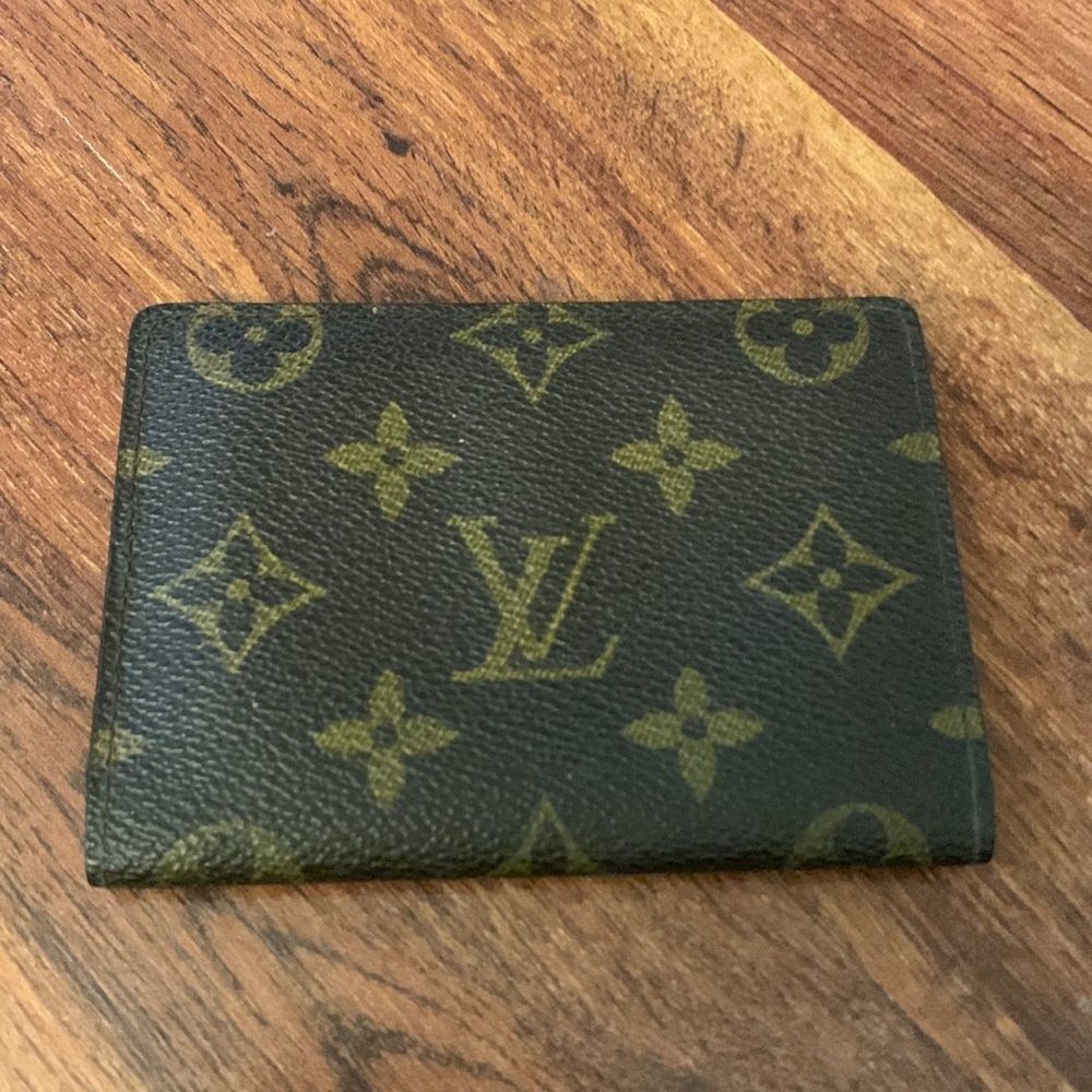 Louis Vuitton Card Holder In Monogram